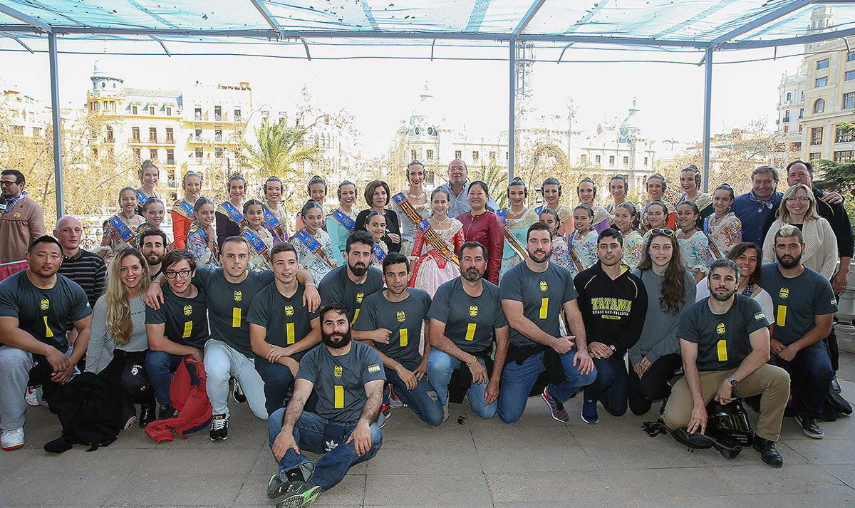 Fallas 2017, Tatami Rugby Club, Balcón del Ayuntamiento de Valencia